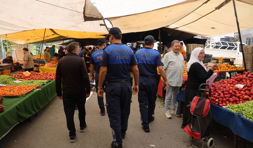 Toroslar’da semt pazarlarında sıkı denetim