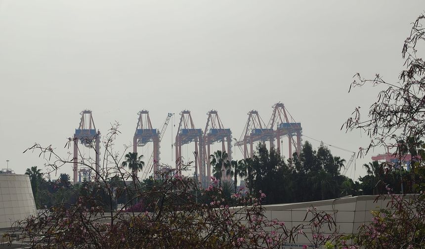 Mersin toz bulutunun etkisinde: Sıcaklık 24 derece