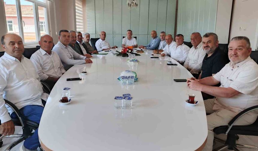 Bafra'da ziraat odası başkanlarından buğday ve arpa fiyatı açıklaması