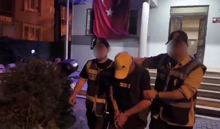 Bursa'da uyuşturucu operasyonu: 1 kiloya yakın esrar ele geçirildi, 4 şüpheli yakalandı