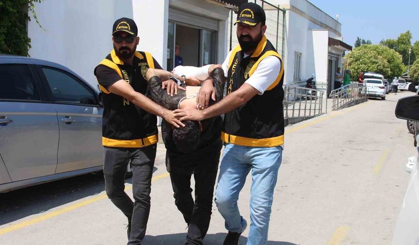 Genç kadını evinin önünde bıçakladı: 'Görünce heyecanlandım. Birden saldırdım, pişmanım'