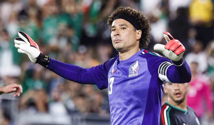 Meksikalı kaleci Ochoa, Dünya Kupası'nın ardından futbolu bırakacağını açıkladı