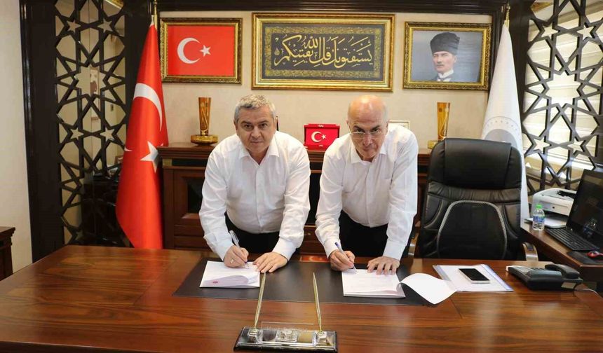 Mersin'de devlet korumasındaki çocuklar için 'İlk Şefkat Projesi' protokolü imzalandı
