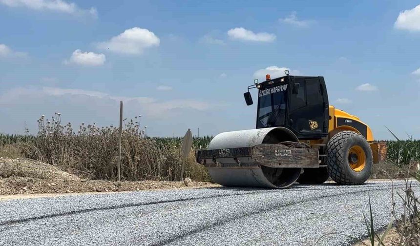 Tarsus'ta denize ulaşım yolu yenilendi