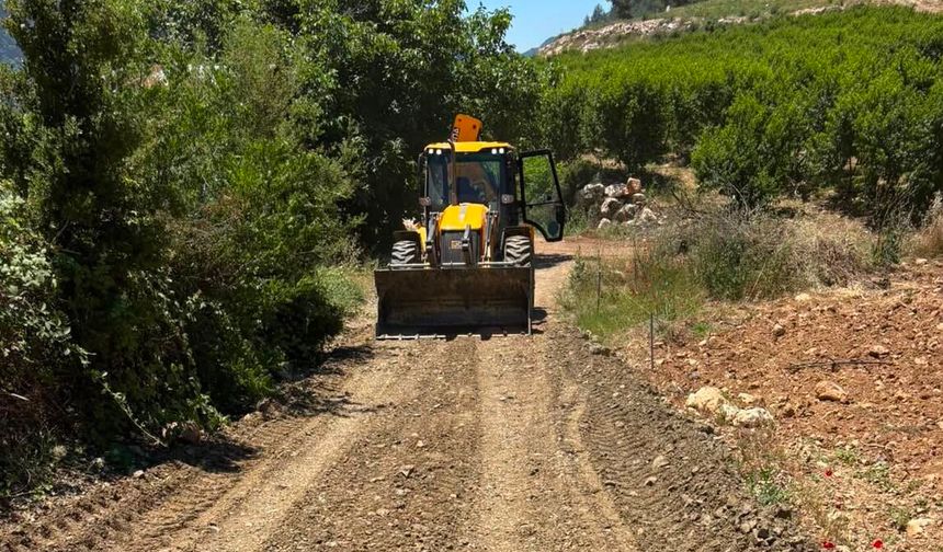 Toroslar’da kırsalda ulaşım konforlu ve güvenli hale geliyor