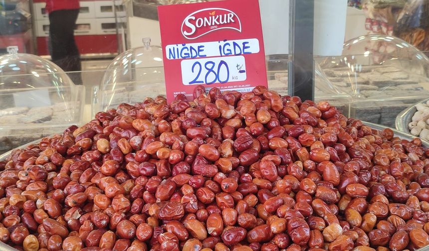 Mersin’de iğdenin kilosu 280 TL’ye satılıyor