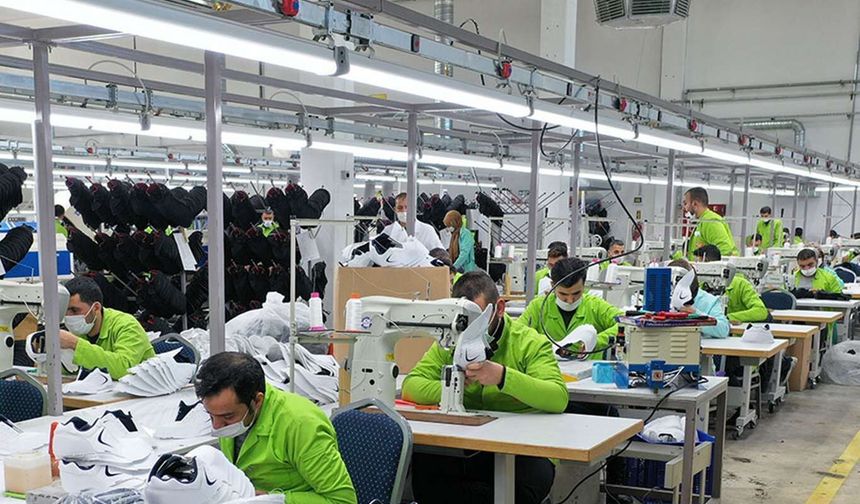 Ücretli çalışan sayısı yıllık yüzde 2 arttı