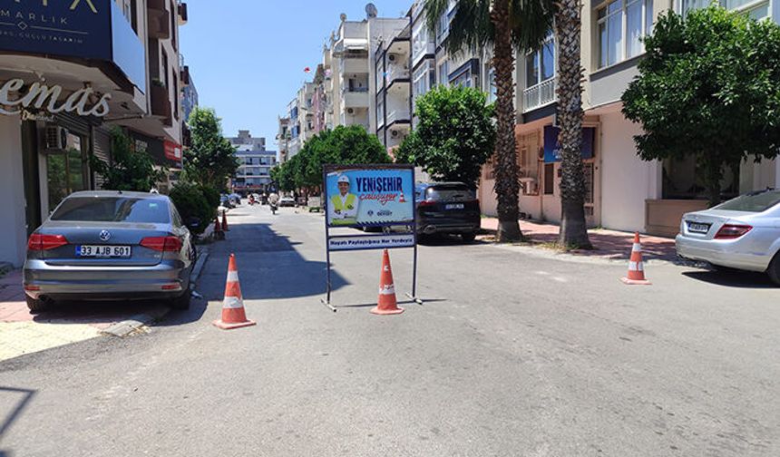 Mersin’de Palmiye Mahallesi’nin yolları yenileniyor