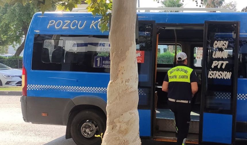 Mersin’de klima açmayan minibüs şoförlerine ceza kesiliyor