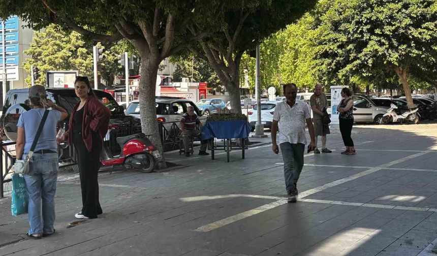 Adanalı sanatçı Haluk Levent'e hemşehrilerinden tepki: