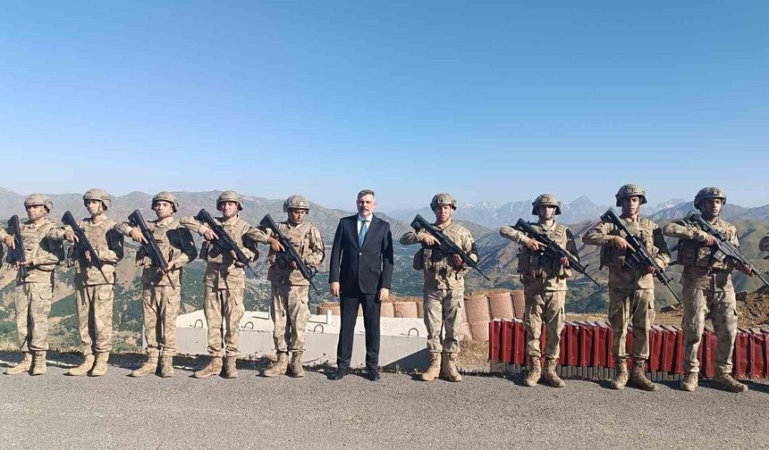 Bakan Çiftçi sınırın sıfır noktasında: ''Terörsüz Türkiye' projesi hayata geçmiştir ve kararlılıkla devam ederek başarıya ulaşacaktır'