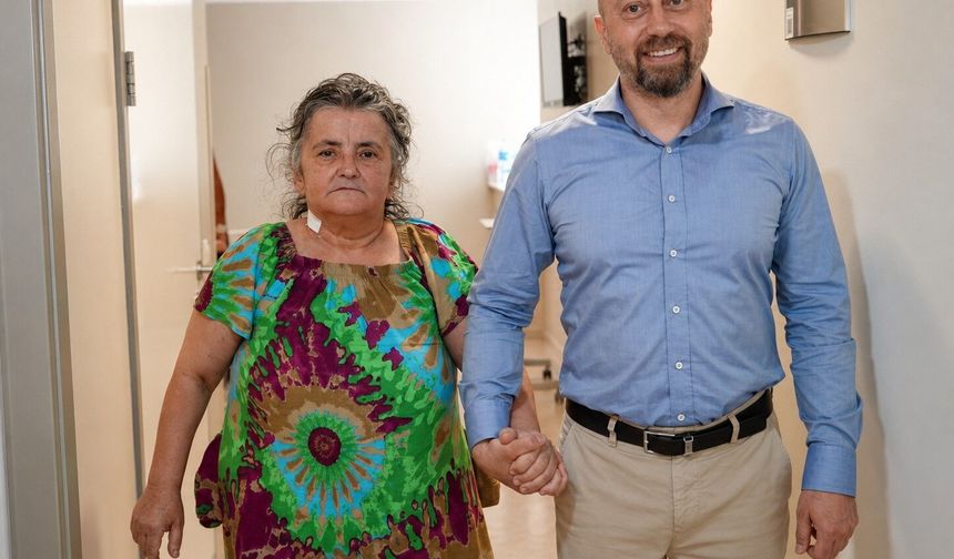 Sıkışmış göbek fıtığı hayatını tehdit etti, bağırsağında 40 santimlik kangren olluştu organları iflasın eşiğine geldi