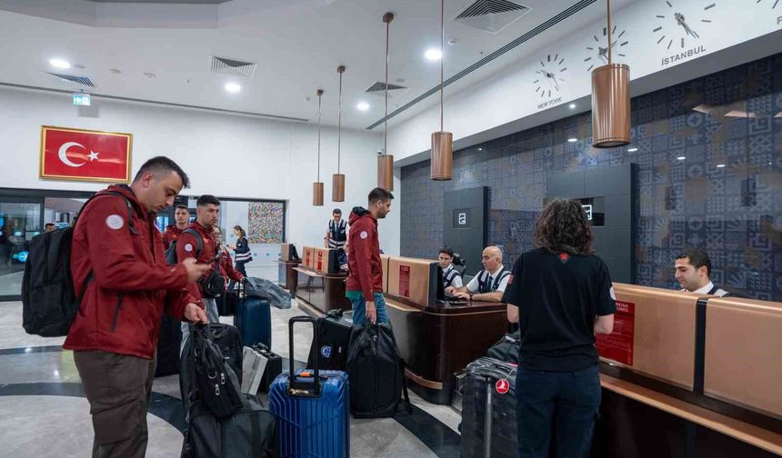 Türk bilim insanları 6'ncı kez Arktik'te