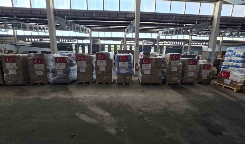 Venezuela'ya 16,4 ton insani yardım malzemesi yola çıktı