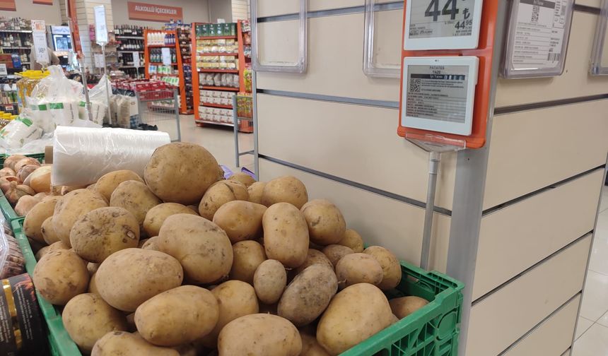Zincir marketlerde patatesin kilosu 45 TL’ye kadar yükseldi
