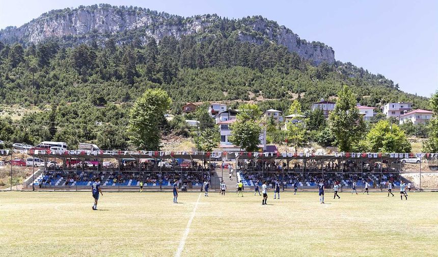 Fındıkpınarı Futbol Turnuvası’nda yarın oynanacak maçlar: Burhan-Kavaklıpınar, Kaşlı-Ayvagediği