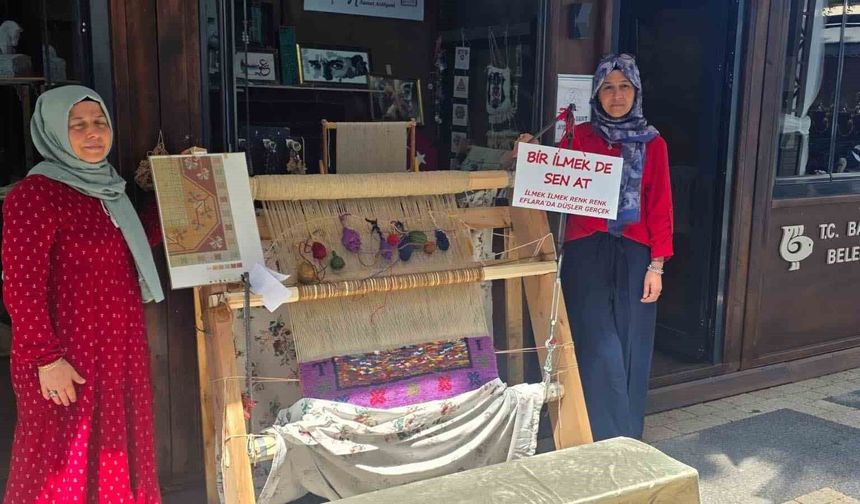 İlmek ilmek kültür mirası: Bandırmalı kadınlar halı dokuma sanatını yaşatıyor