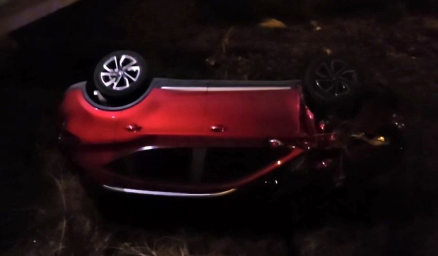 Takla atan otomobilden burnu bile kanamadan çıktı: 'Biraz süratliydim, kontrolden çıktım'