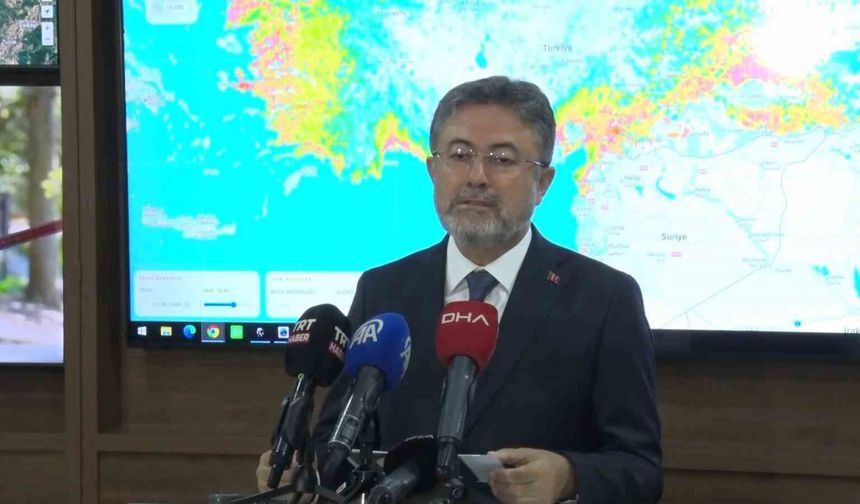 Bakan İbrahim Yumaklı: 'Son 3 günde 260 yangına müdahale ettik, 258'i kontrol altına aldık'