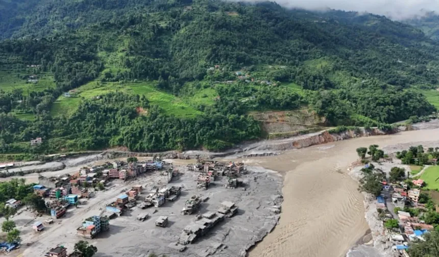 Nepal'deki sel felaketinde can kaybı 270'e ulaştı