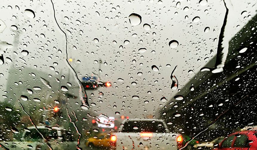 Mersin için kuvvetli yağış uyarısı: Hava sıcaklığı 25 derece