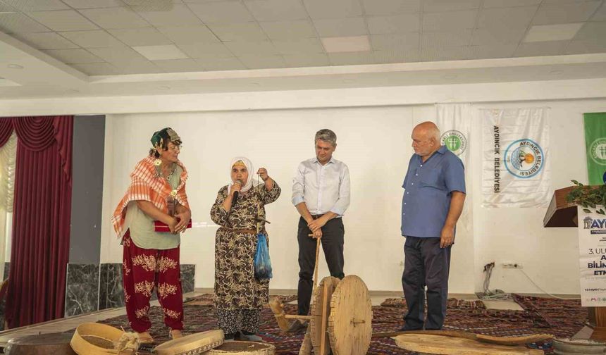 Mersin'de bilim ve kültür buluşması Yörük göçüyle başladı