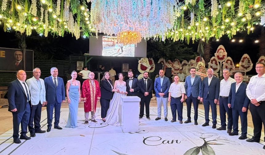 Mersin’in iş, bürokrasi, akademi ve önemli isimleri düğün töreninde buluştu