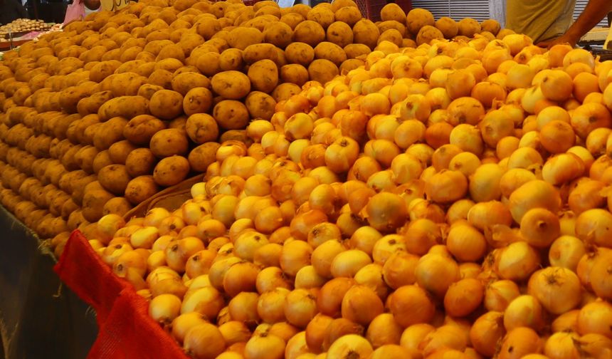 Mersin’de patates ve soğan fiyatları Ağustos’ta düşüşe geçti