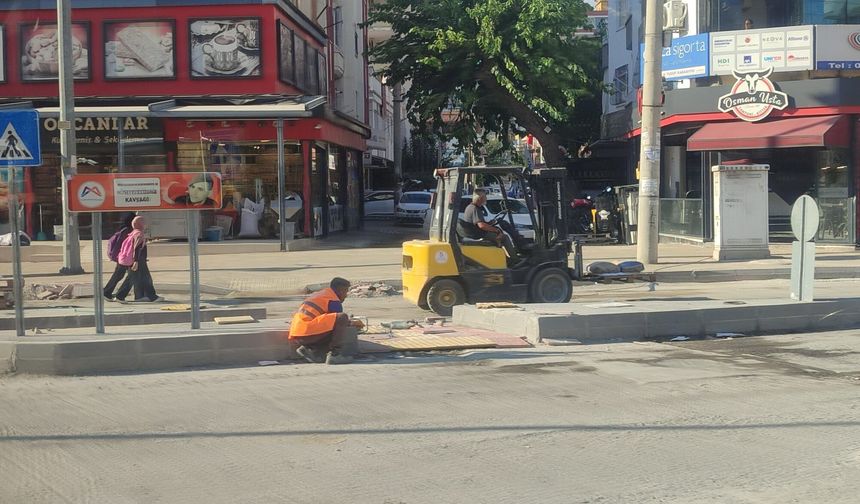 Mersin’de Şehit Hüseyin Özdemir Kavşağı’nda yol çalışmaları sürüyor