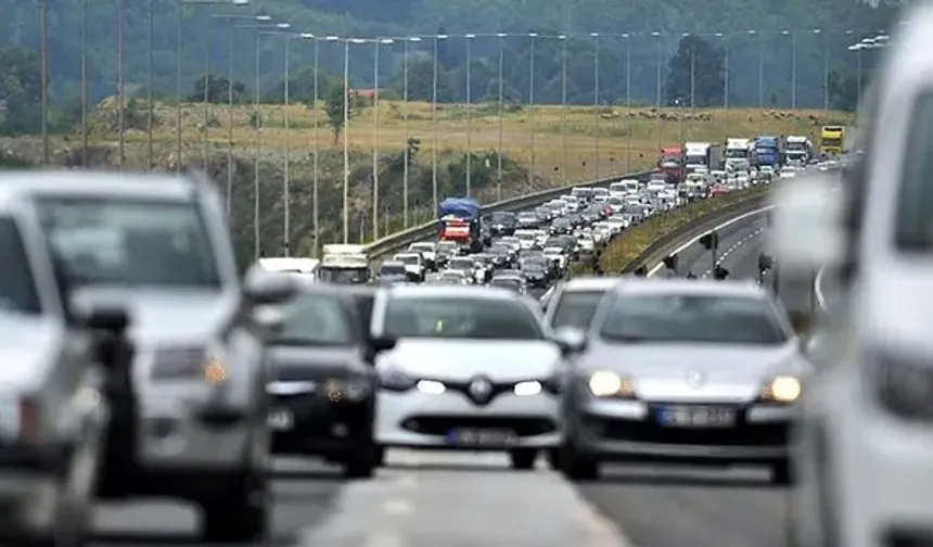 Ağustos ayında 171 bin 887 adet taşıtın trafiğe kaydı yapıldı