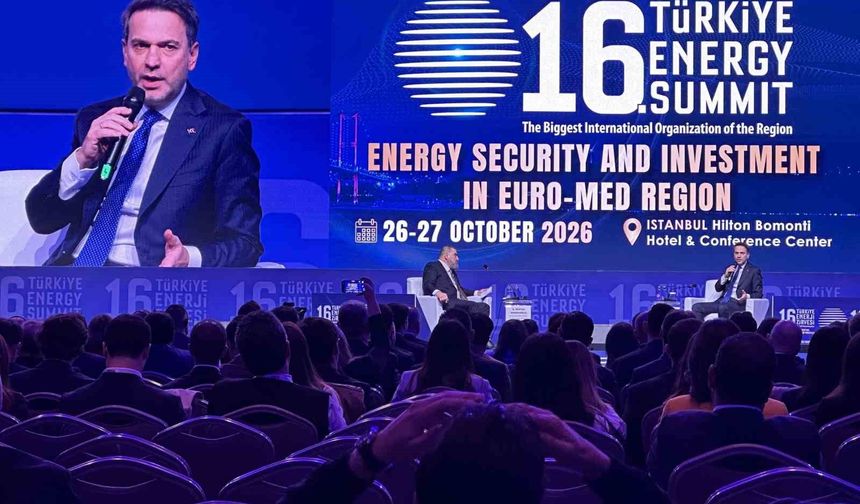 Bakan Bayraktar: 'Nükleer yakıtı yükleyerek 2027 yılından itibaren sistemimizde Akkuyu'nun elektriğini kullanacağız'
