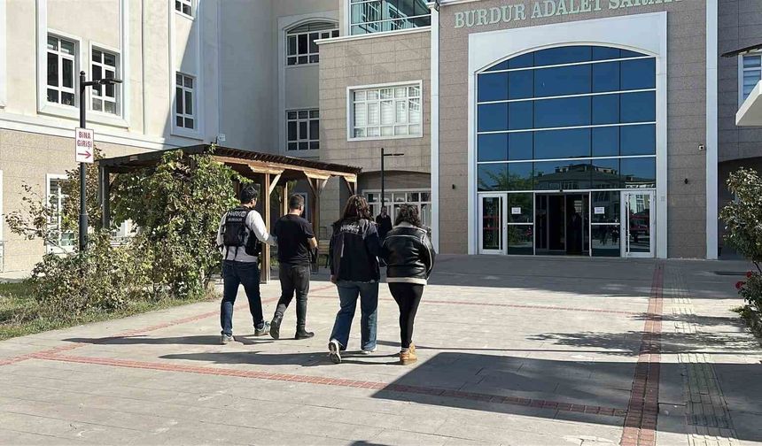 Burdur'da 3 bin 97 kullanımlık sentetik kannabinoid ele geçirildi: 2 gözaltı