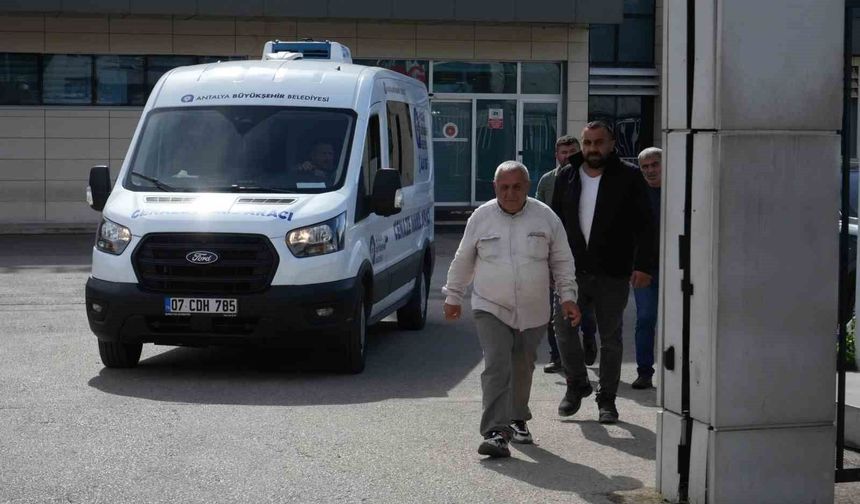 Hortumun uçurduğu konteyner faciasında hayatını kaybedenlerin cenazeleri teslim alındı