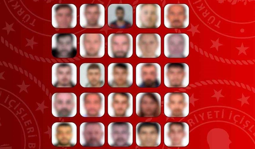 İçişleri Bakanlığı: 'Kırmızı bültenle aranan 33, ulusal seviyede aranan 30 suçlu ülkemize geri getirildi'