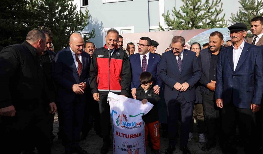 Kars'ta afetten etkilenen üreticilere 26 milyon liralık tarımsal destek