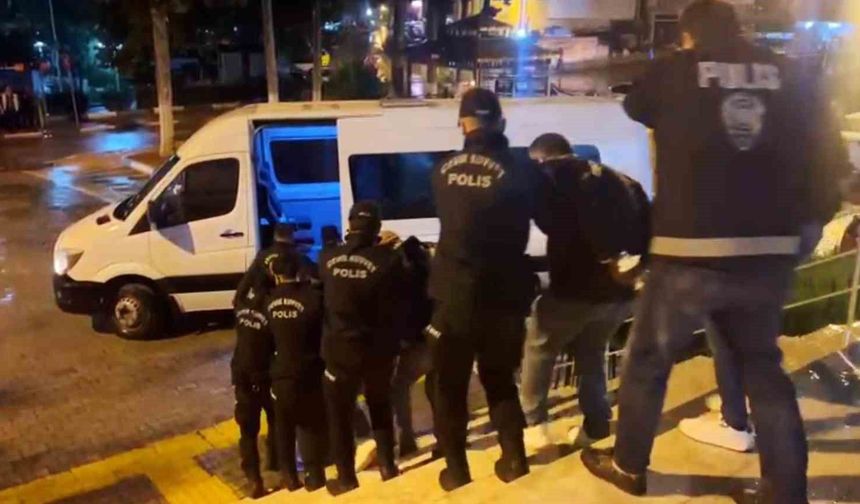 Mersin'de fuhuş operasyonu: 6 şüpheli tutuklandı