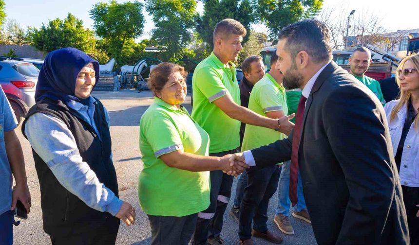 Mezitli Belediye Başkan Vekili Selağzı personelle bir araya geldi