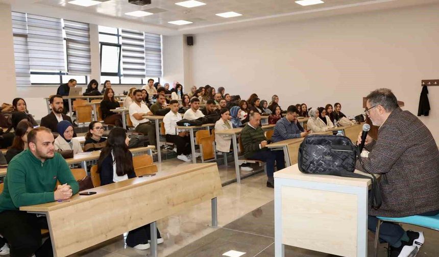 TOGÜ'de hukuk davalarında yapay zekanın rolü konuşuldu