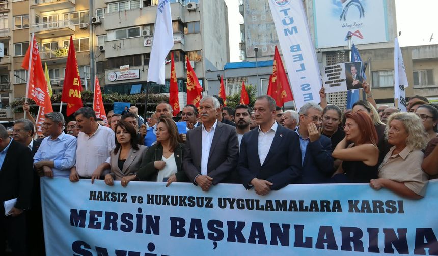 Özbay: “Demokrasimizin gasp edilmesini kabul etmiyoruz”