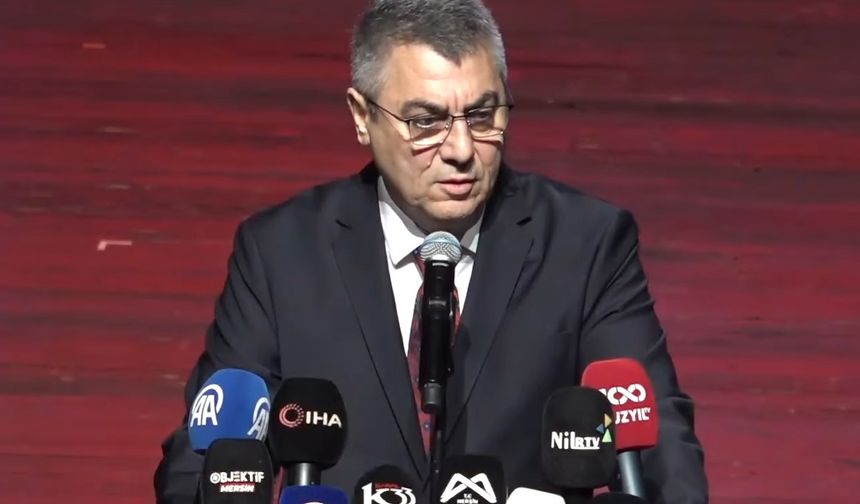 Mersin Valisi Toros: "Cumhuriyetimizi daha büyük başarılarla geleceğe taşıyacağız"