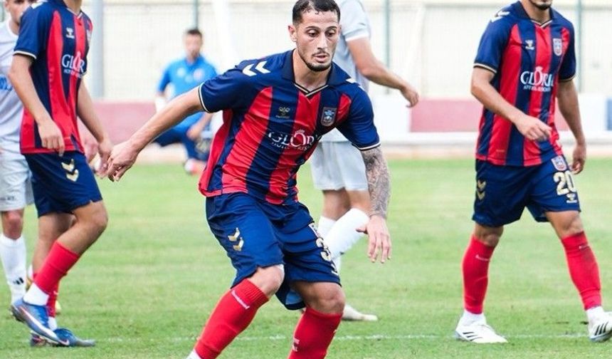 Mavi Yengeçler evinde Karaköprü Belediyespor’a 1-2 mağlup oldu