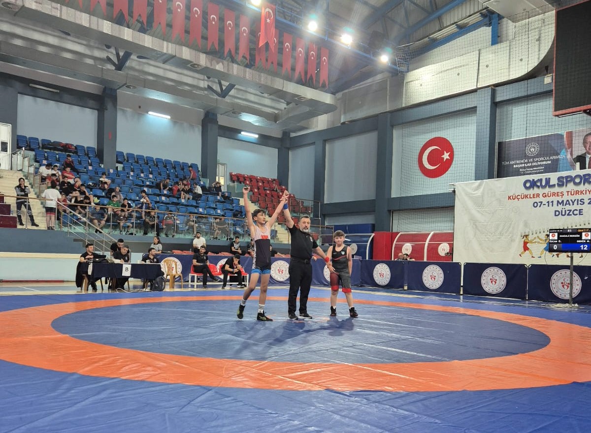 Gq1Gq Ws X M A As Nf V