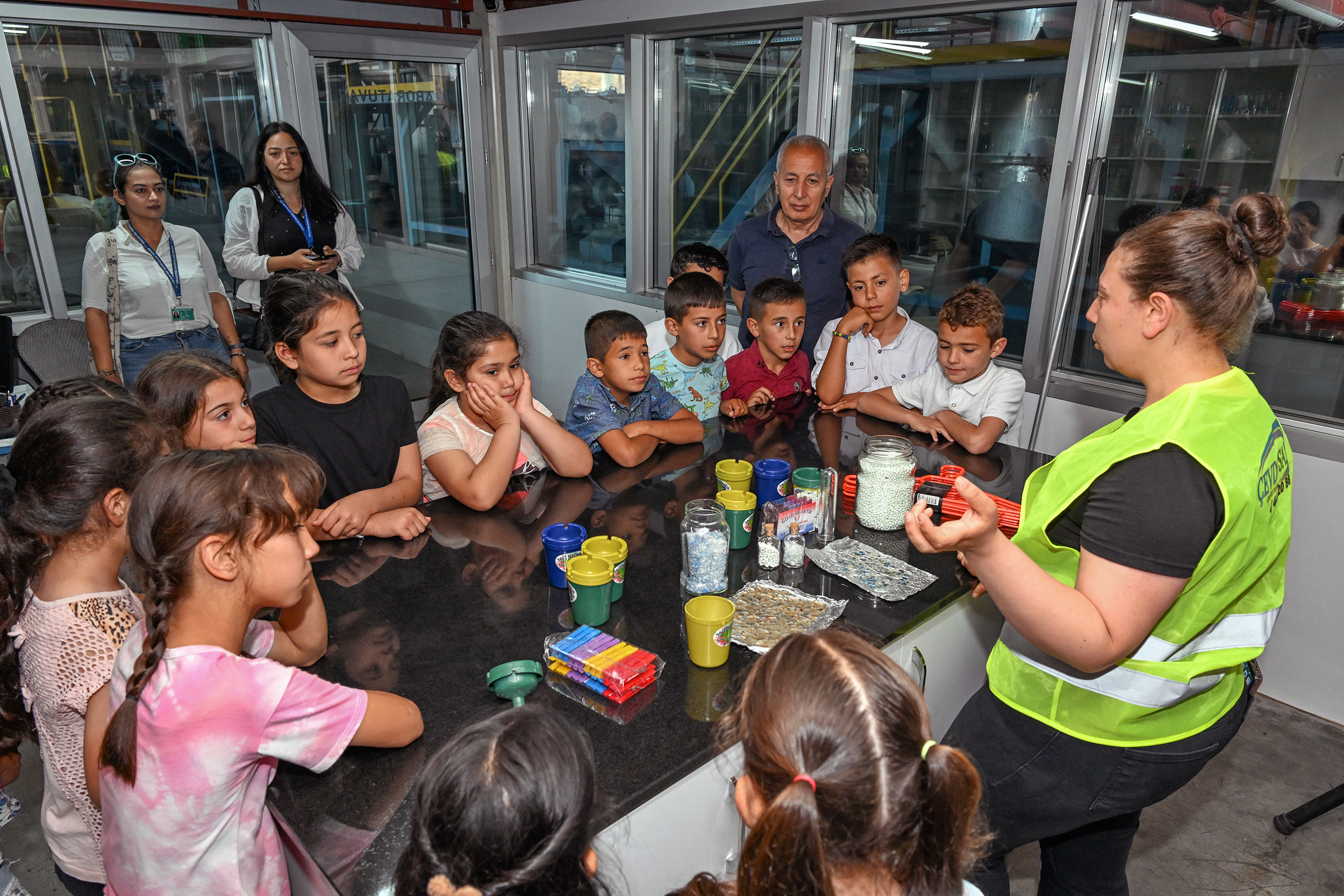 Büyükşehi̇r, Çevre Haftasi Kapsaminda Farkindalik Etki̇nli̇kleri̇ne Başladi (6)