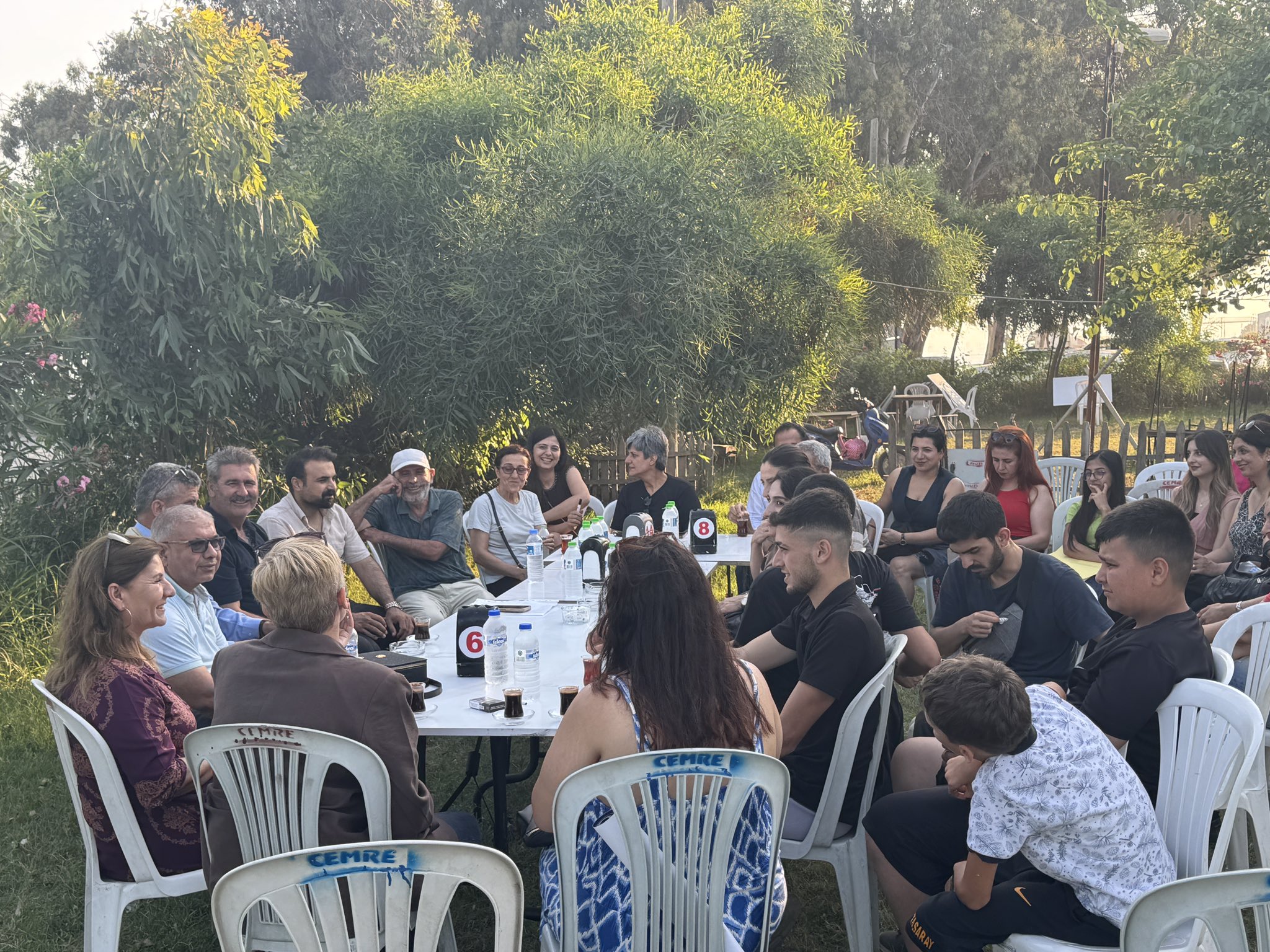 Gt8T Uz P X0 A A C B9 M