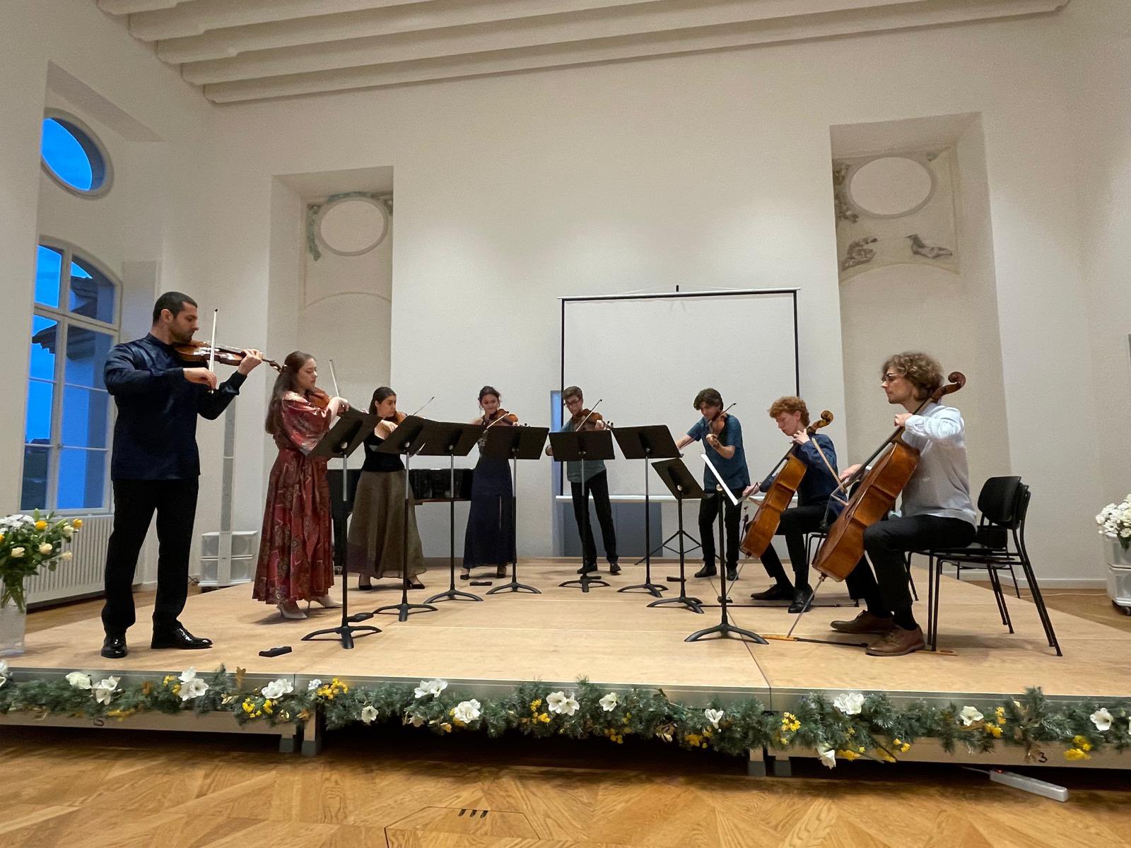 Gv Y Wj B W4 A Ab J J X