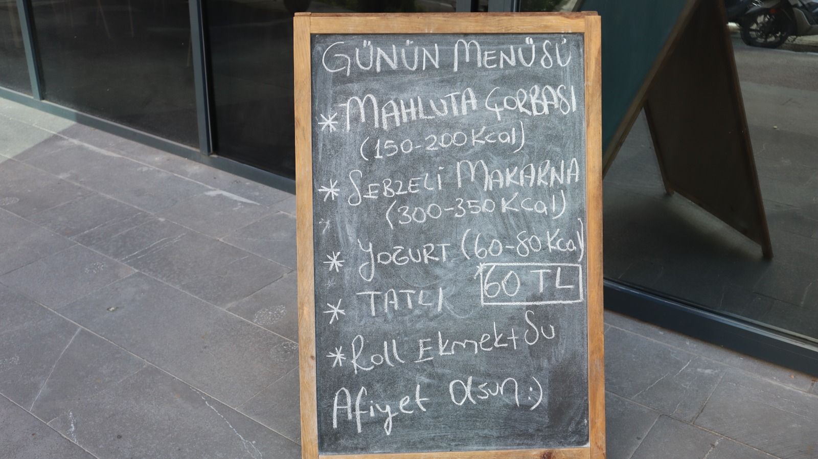 7Eb796F4 Ffb6 4C70 A920 Fa39A0Ef3E3B