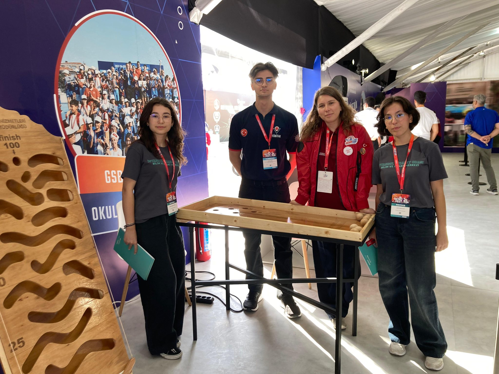 G1 H P0D8 Ws A A D I S C