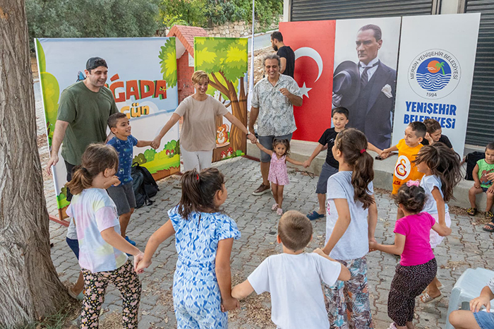 Yenişehir Belediyesi Mahallelerde Çocuklar Için Renkli Etkinlikler Düzenliyor (6)