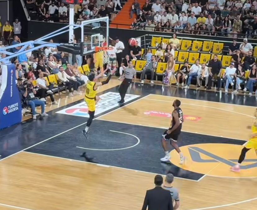 Whatsapp Image 2025 10 04 At 17.37.01