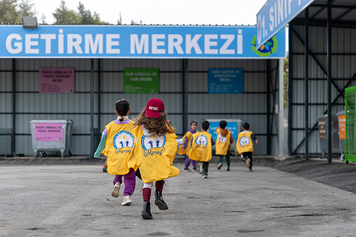 Yenişehir'de Minik Eller Geri Dönüşümü Öğreniyor (5)